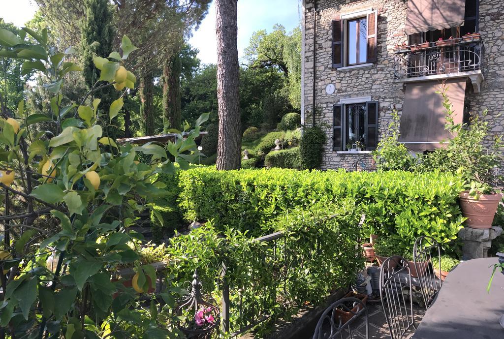 Il Pioppo Antico Leilighet Viggiù Eksteriør bilde
